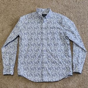American Eagle Long Sleeve Button Down Waves Print Size Medium